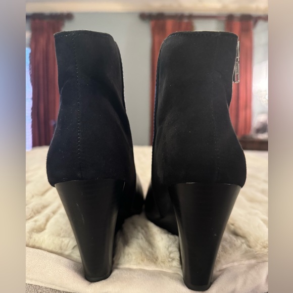 LADIES ANKLE BOOTIE - Picture 5 of 7